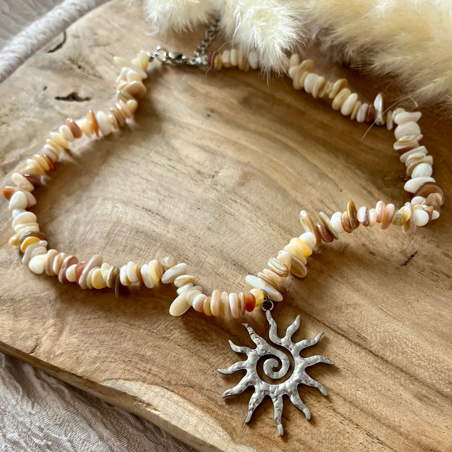 COLLIER - MAKANI