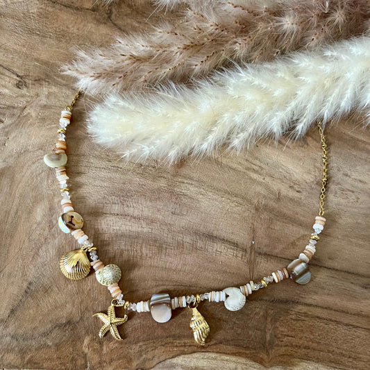 COLLIER - HINA