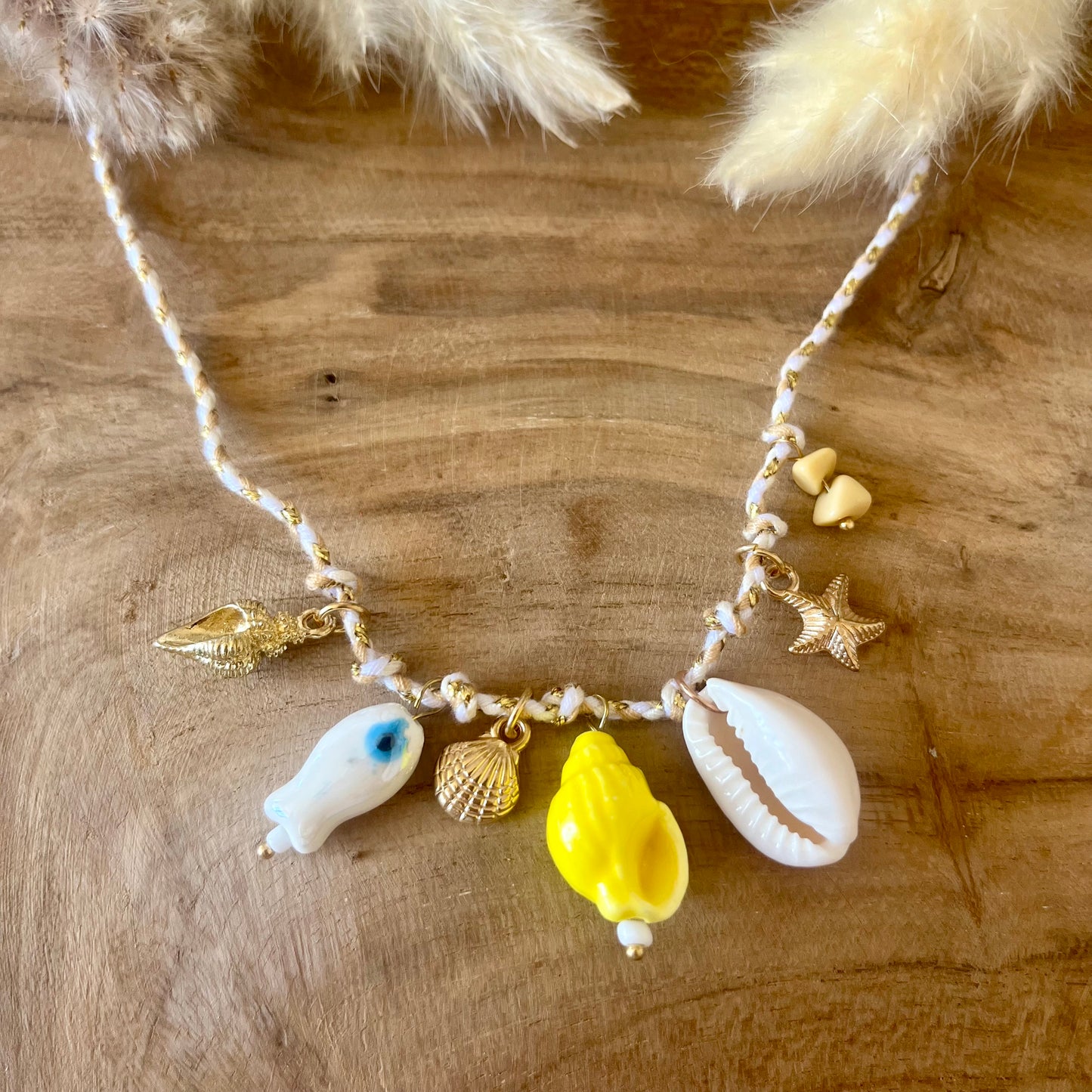 COLLIER - LEILANI